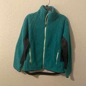 Womens Cabela’s Green Fleece Zip-up jacket